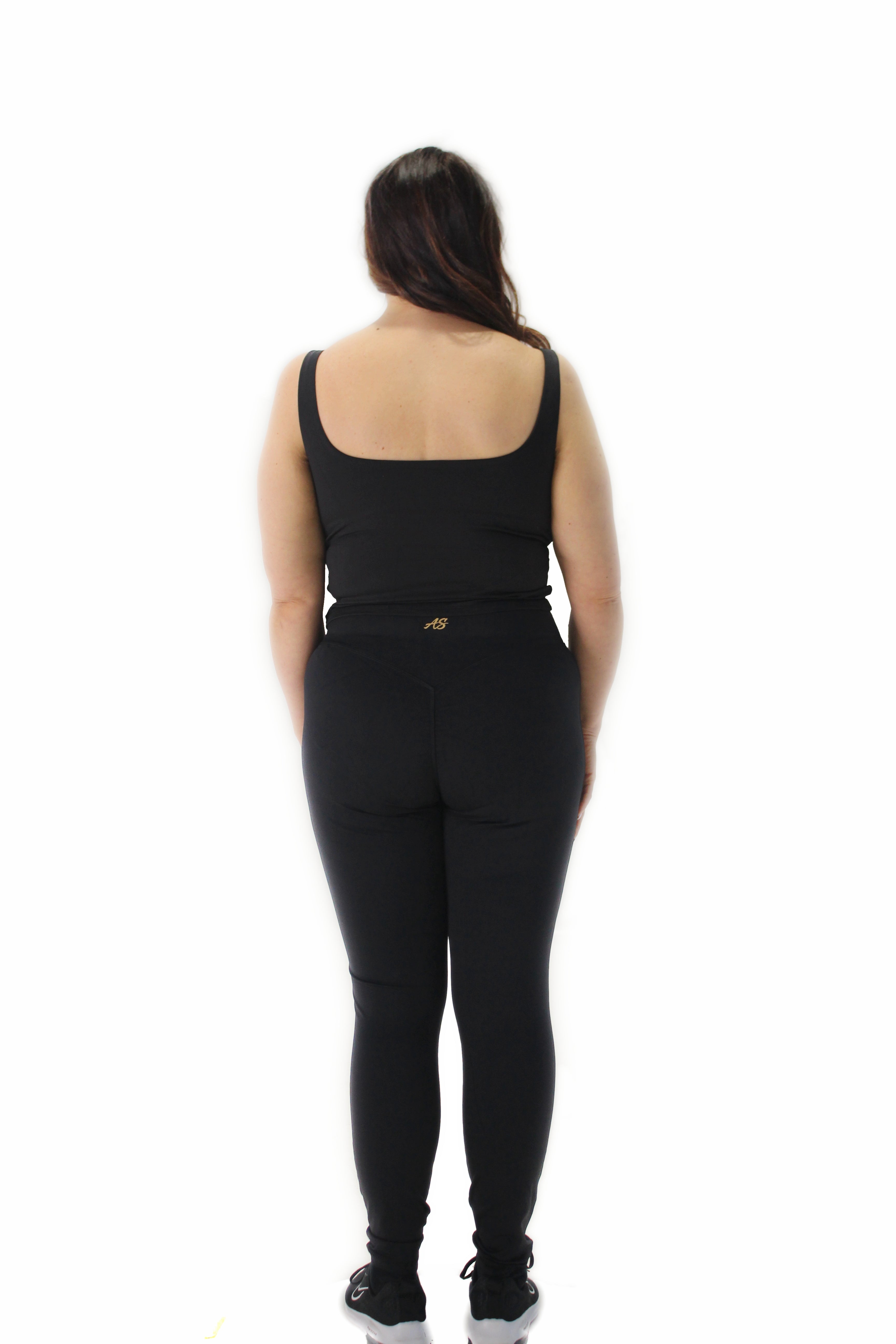 CLASSIC TANK TOP - BLACK